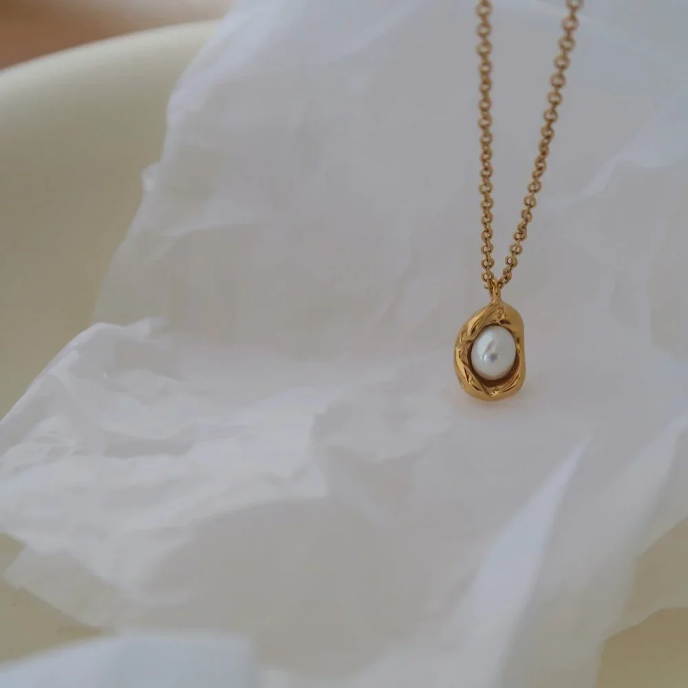 NEW 18K Gold Plated Fresh Water Pearl Necklace
